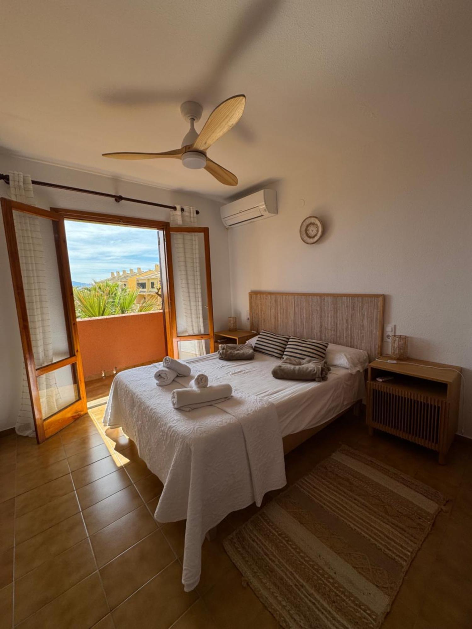 Casa Frente Al Mar Con Vistas Leilighet Oliva Eksteriør bilde